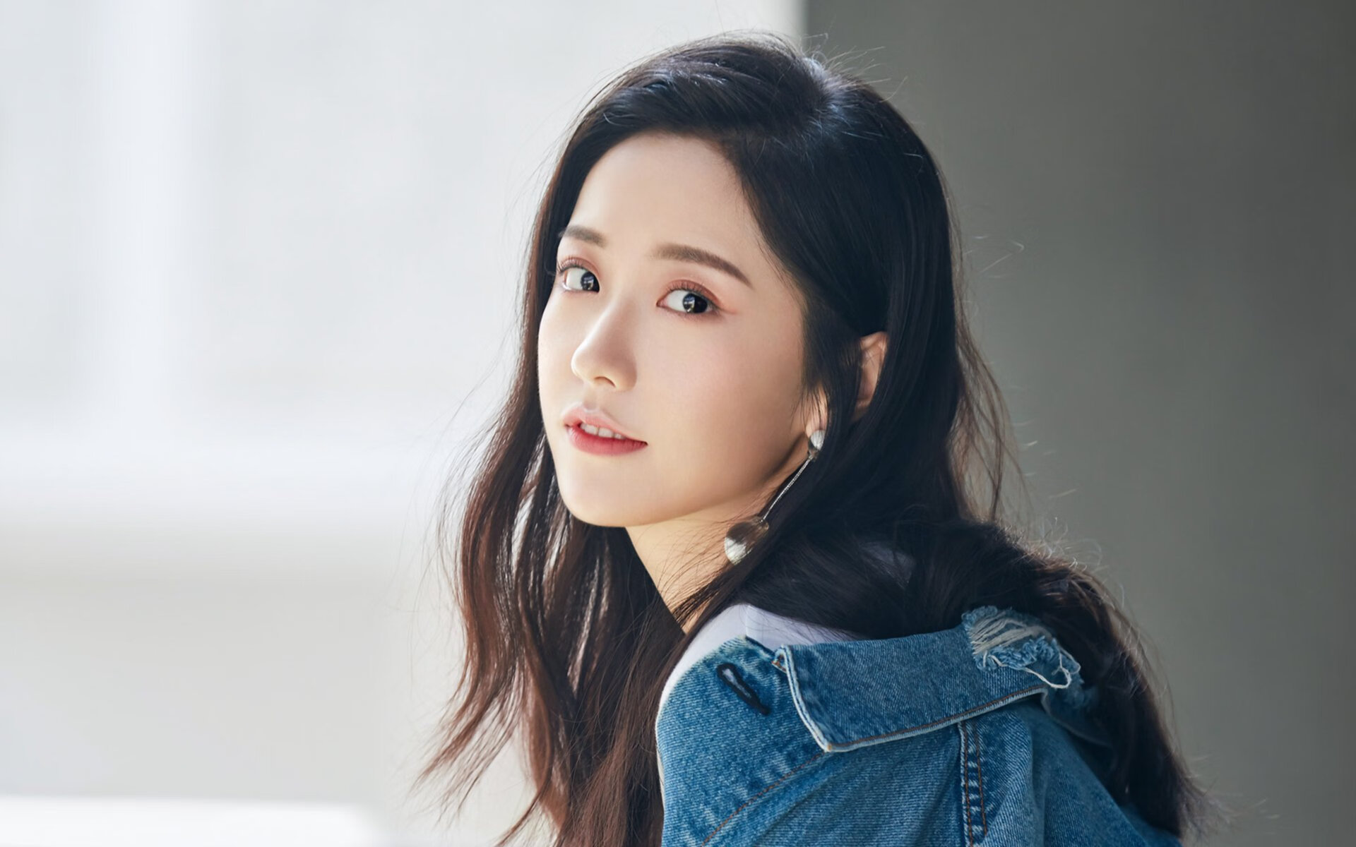 _技术分析：多拍连续击球的关键技巧_，双手连续拍球