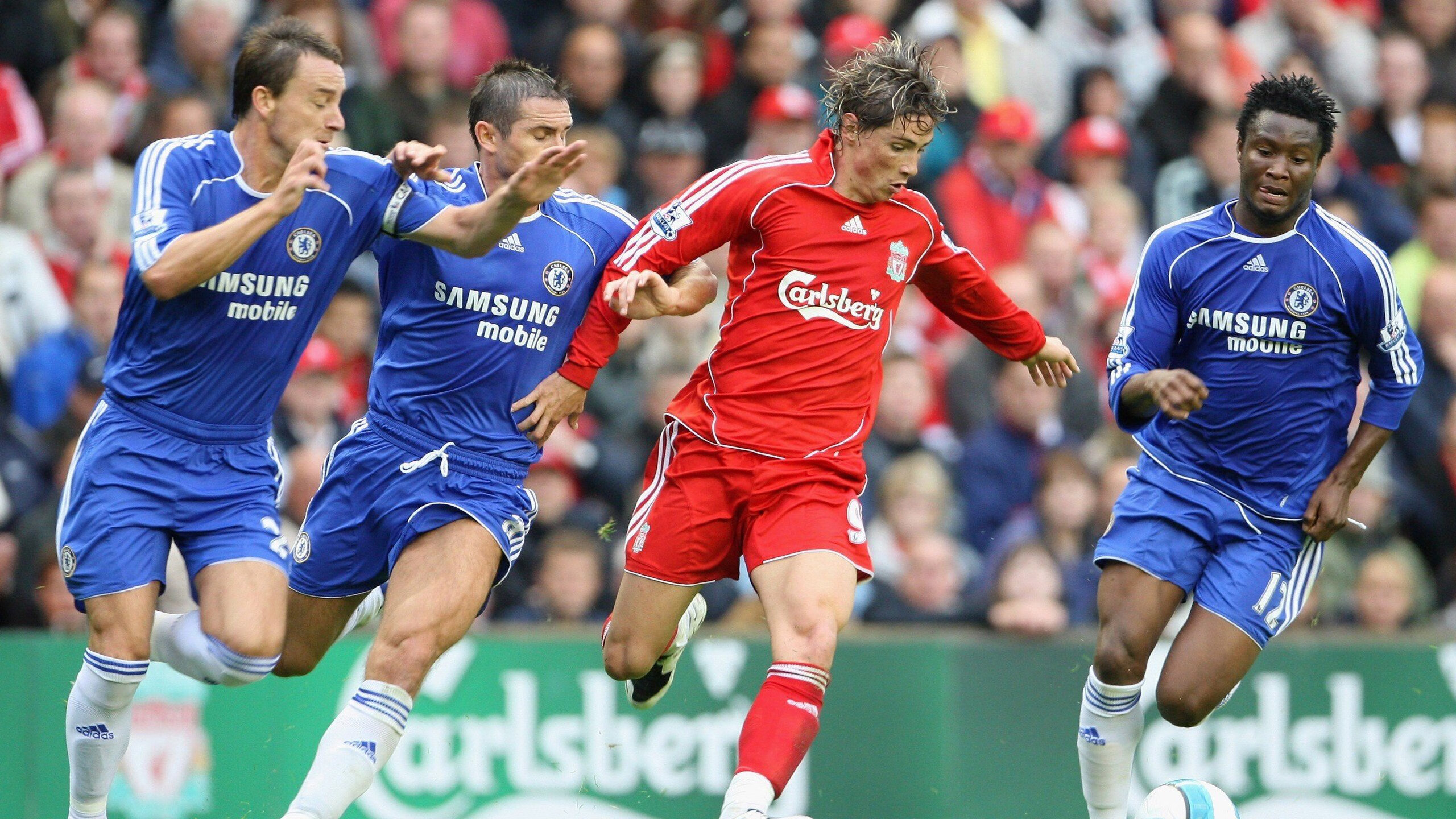 日本足球队展现强大团队合作精神，日本足球队的称号