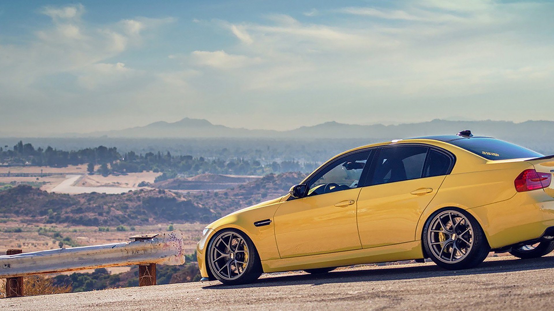 国足队内开展心理沙龙，增强信心，足球心理